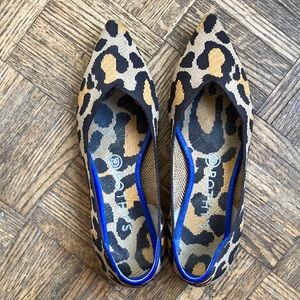 Rothy’s wild cat point Sz 8.5 very well loved very used